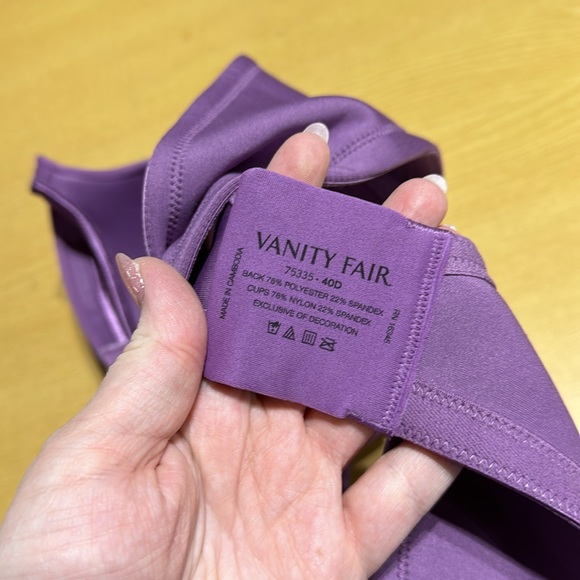 New Vanity Fair Bra 40D - Picture 5 of 5